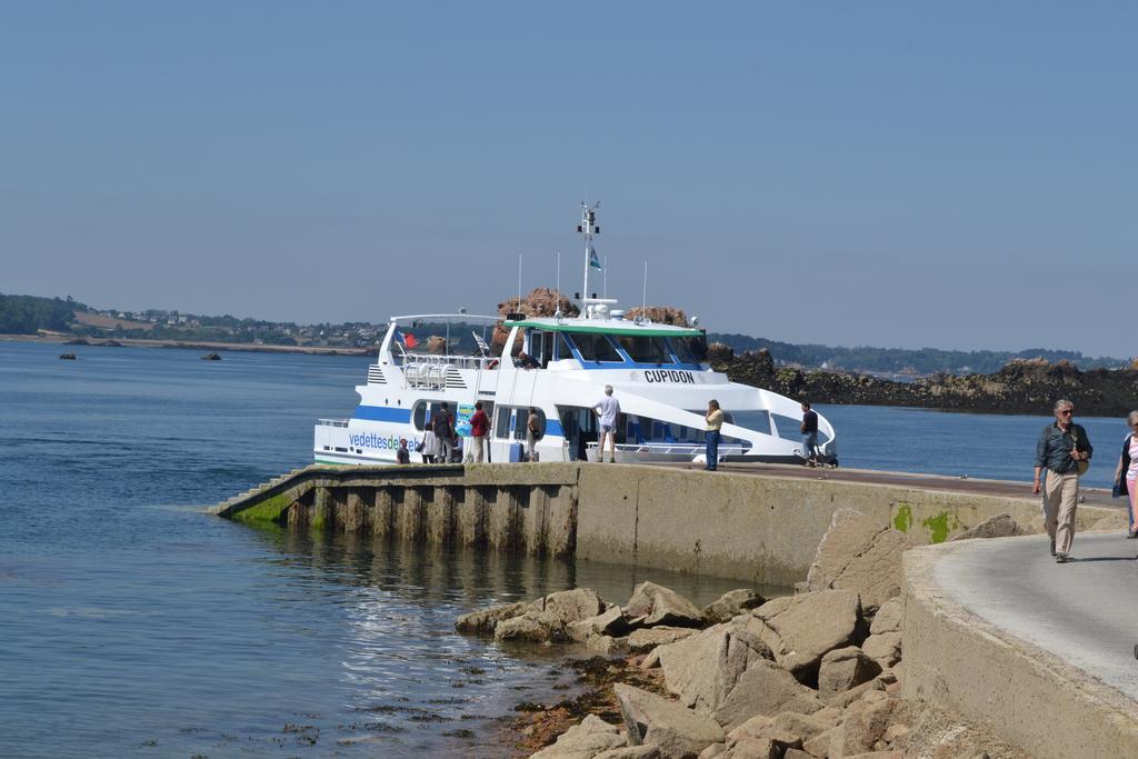 Gite De La Plage Lézardrieux Esterno foto